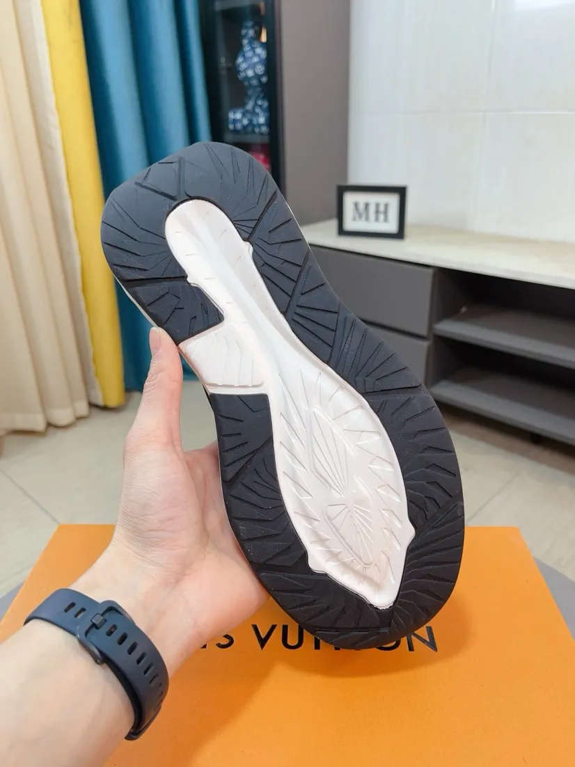 Men's shoes💰438🌹🌹[LV]🌹High-end brand of men's shoes: Official website 1:1 Latest masterpiece: The upper is made of Italian imported first-layer cowhide with special materials➕Full genuine leather lining🔥, making walking more convenient and comfortable! Exclusive new style, stunning work [color]! Create a fashionable personality to set off your uniqueness! A must-have for trendy men! Classic🔥Number: 38-44
